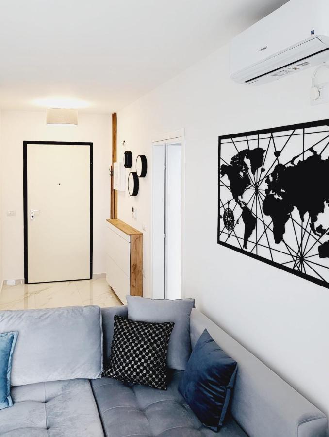 Stella Apartment Sarandë Esterno foto