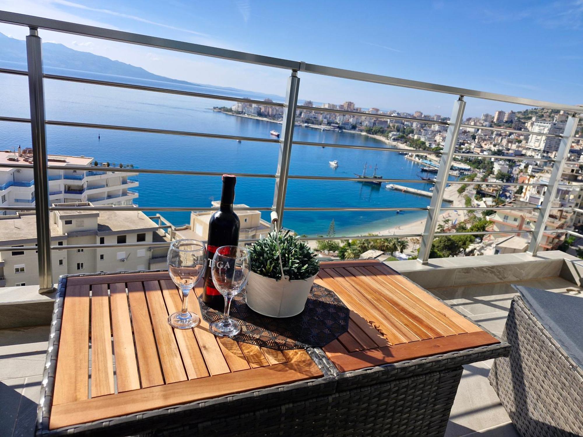 Stella Apartment Sarandë Esterno foto