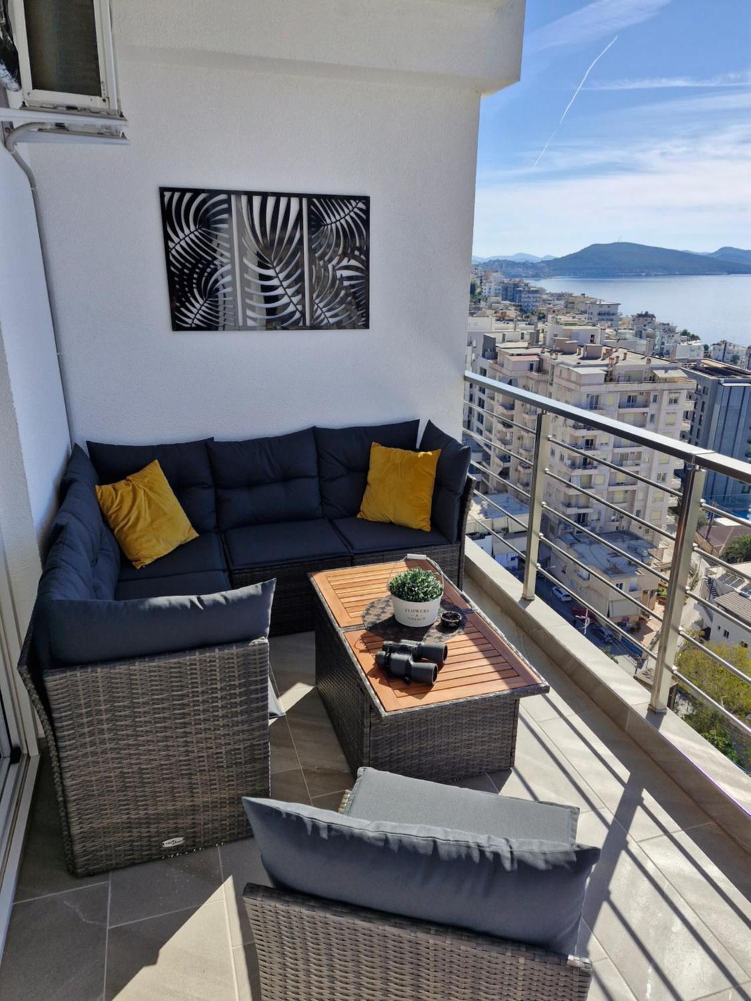 Stella Apartment Sarandë Esterno foto